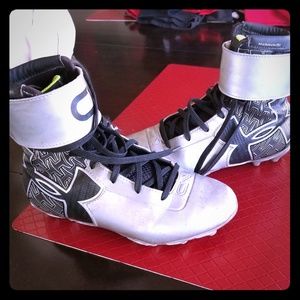 Boys football cleats